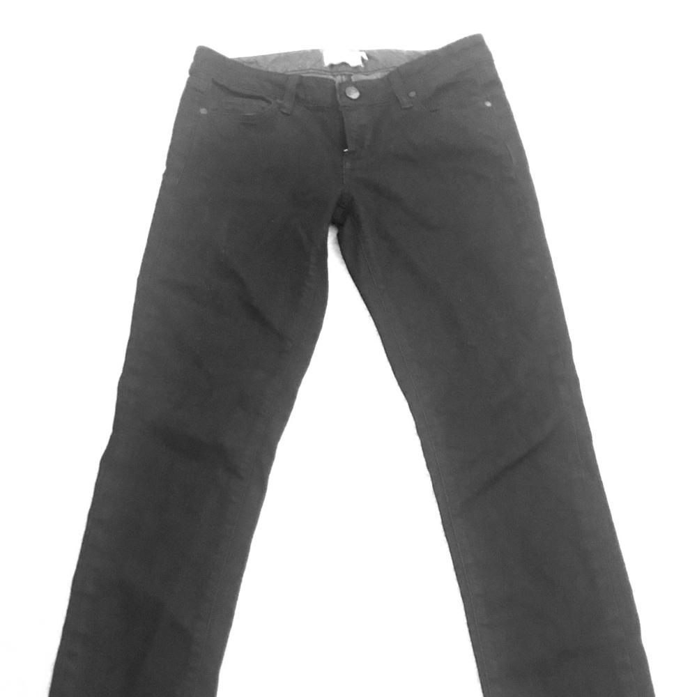 Size 26 Paige Skyline Ankle Peg Black jeans